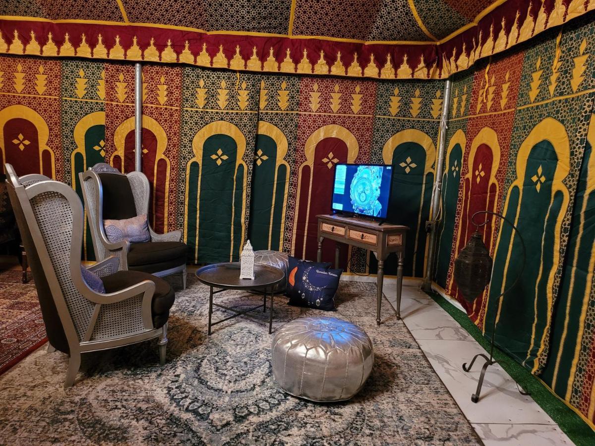 Magical Moroccan Tent With Pool Close To The Beach Fort Pierce Kültér fotó